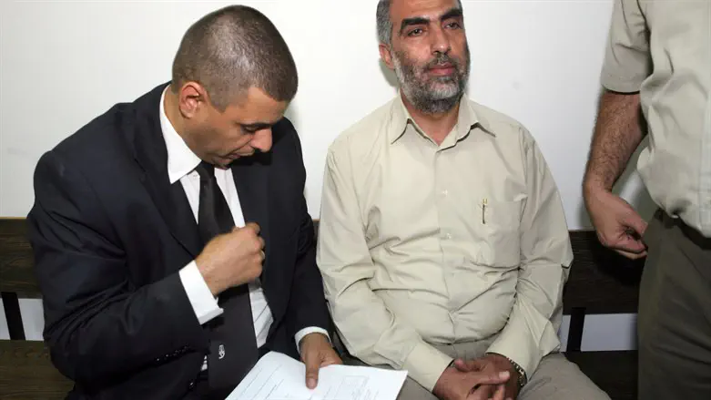 צילום: מתניה טאוסיג, פלאש 90 קריאת בנט לשאת נשק מבטאת "חולשה ופחד"