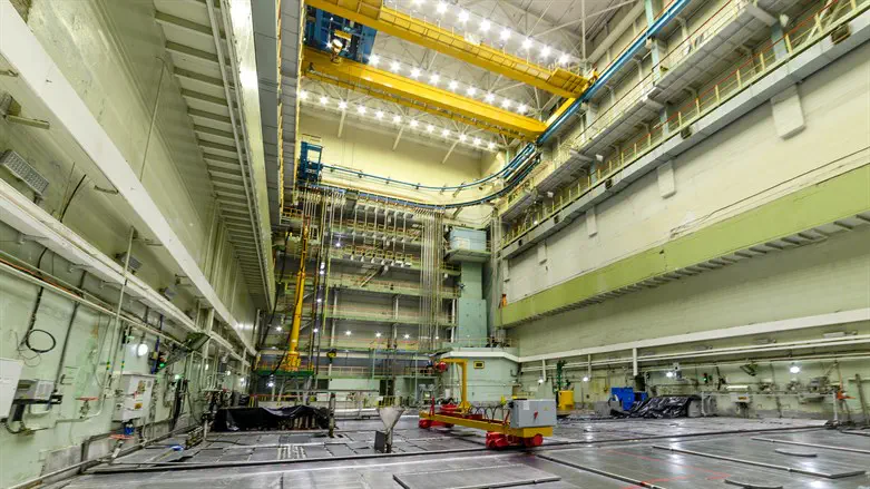 СМИ: мощный взрыв на иранском военном объекте