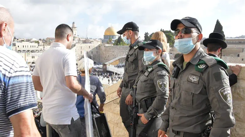 צילום: דוברות המשטרה "הרמדאן הפך לחודש הפוגרומים נגד יהודים"