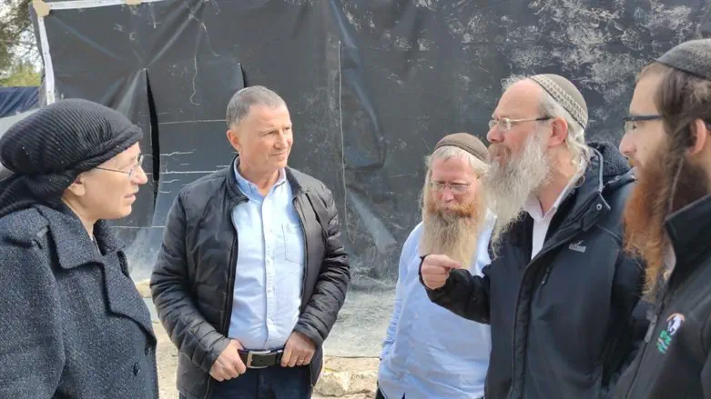 צילום: דוברות פינוי חומש עלול להביא לנפילת הקואליציה