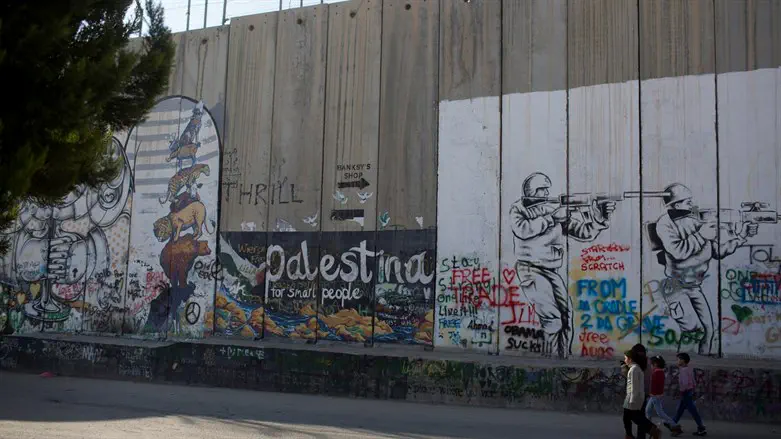 גדר ההפרדה: הסוף אינו נראה באופק