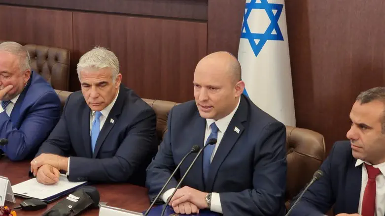 Poll reveals Israelis' thoughts on the Bennett-led government