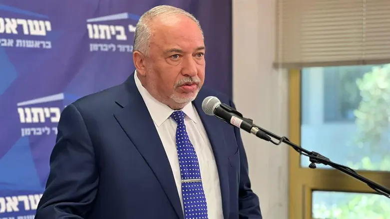 ליברמן יתמוך בשלילת טיפול קוסמטי למחבלים