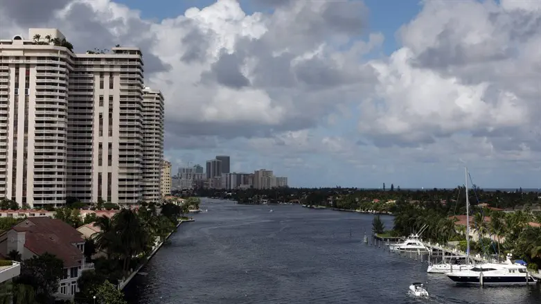 פלאש 90 “Грязная еврейка”. Жестокое избиение школьной учительницы