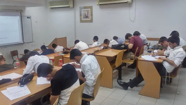 ללא קרדיט צילום Около 44% харедим готовы учиться в смешанных группах