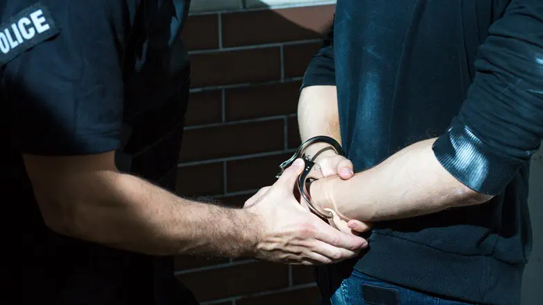 Police to pay thousands for unlawful search