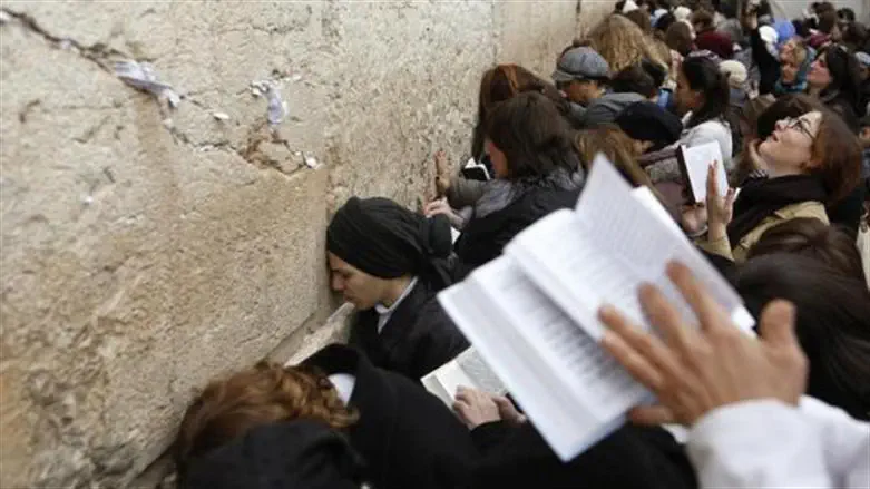 From separation to reunion: Tisha B'Av to Tu B'Av