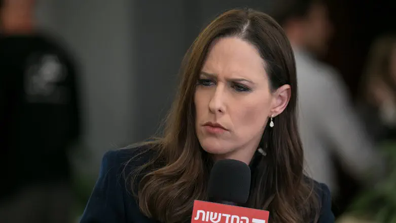 Channel 12 and CNN anchors write novel confronting antisemitism