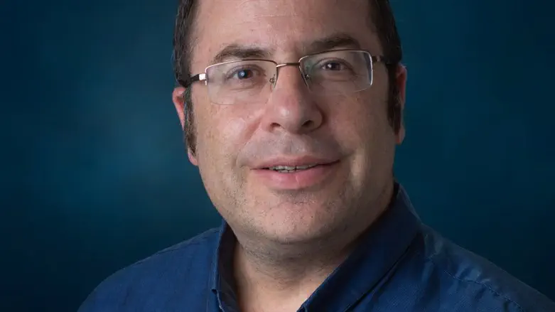 צילום: ישיבת הר עציון Раввин Амнон Базак объясняет, как выбирать лидера