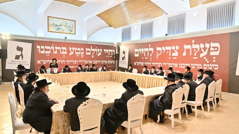 Degel HaTorah, Agudat Yisrael hold meeting 'behind closed doors'