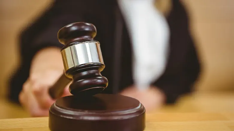 Dissolution order for association linked to UAL