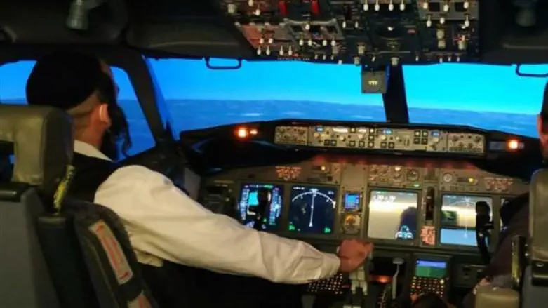 No pilot for Netanyahu? When no one from El Al could be found, a haredi pilot volunteered