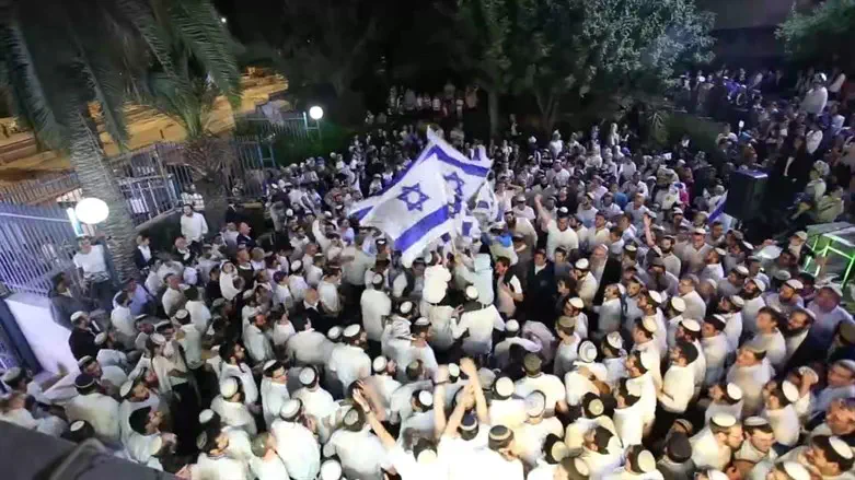 Be happy this Yom Ha'atzmaut? Certainly 