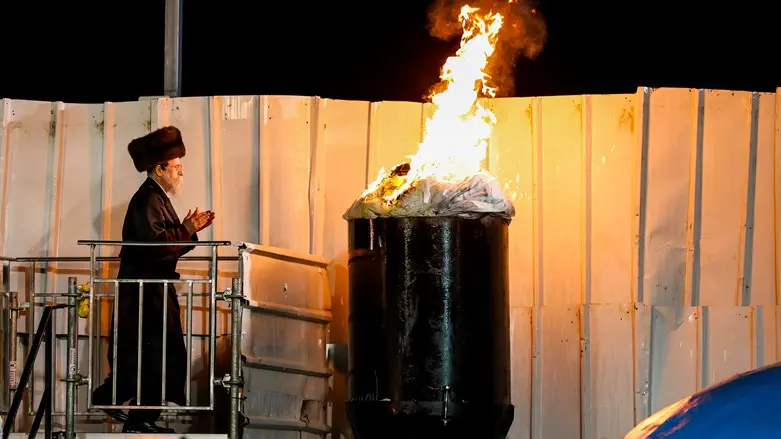 שידור חי מהדלקות ל"ג בעומר במירון