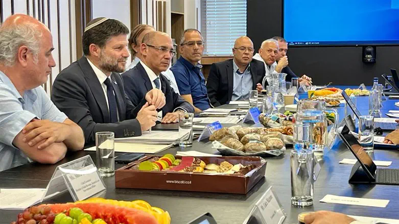 דוח קרן המטבע מוגזם, התקציב יעלה בגירעון