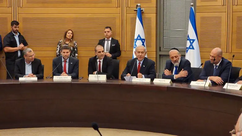 Hezki Baruch Netanyahu: We surprise Iran and the opposition all the time