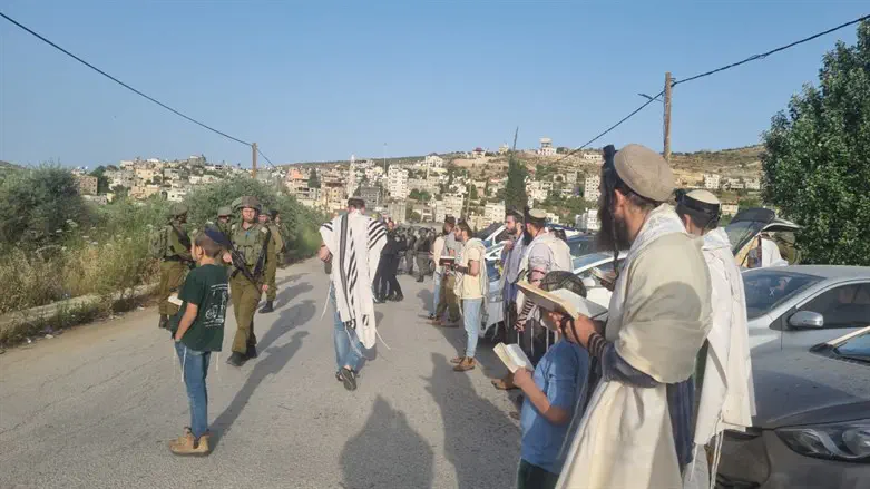 "לא ניתן שדם תושבי עלי יהיה הפקר"