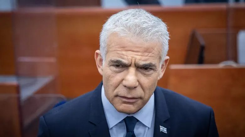Attorney: Yair Lapid 'failed to report conflict of interest'