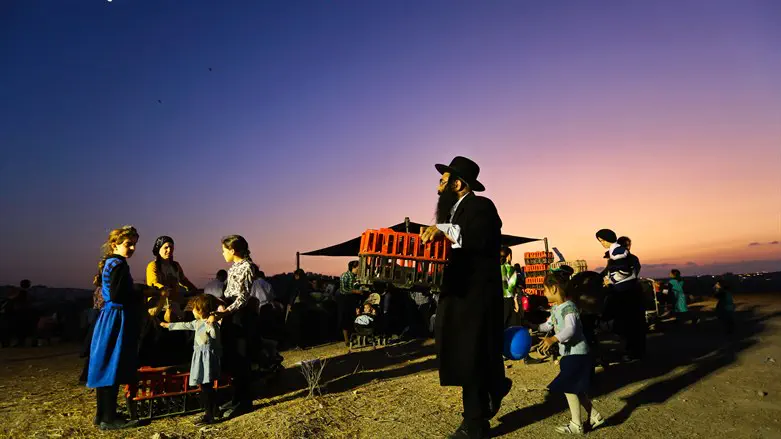 Flash 90 The Plague of Darkness is here. Now choose.