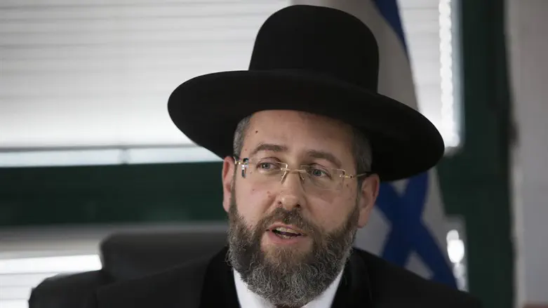 Уместно ли молиться о дожде, если он повлияет на войну в Газе?