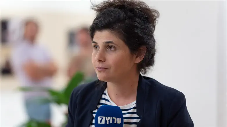 Arutz Sheva Sharren Haskel: 'Amnesty International thinks you're stupid'