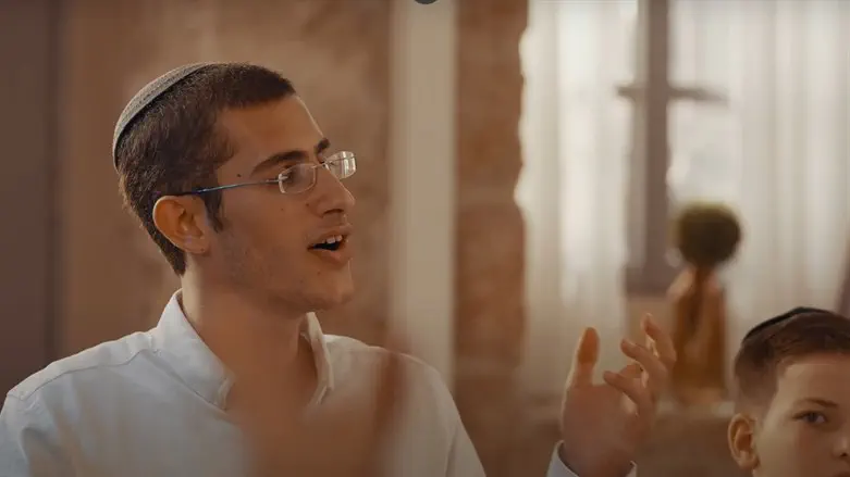 היוצר עמיחי פלסר בסינגל חדש - יחדיו ירננו