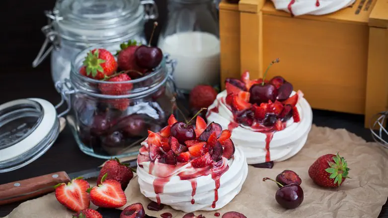 צילום: אייסטוק פבלובה עם פירות יער