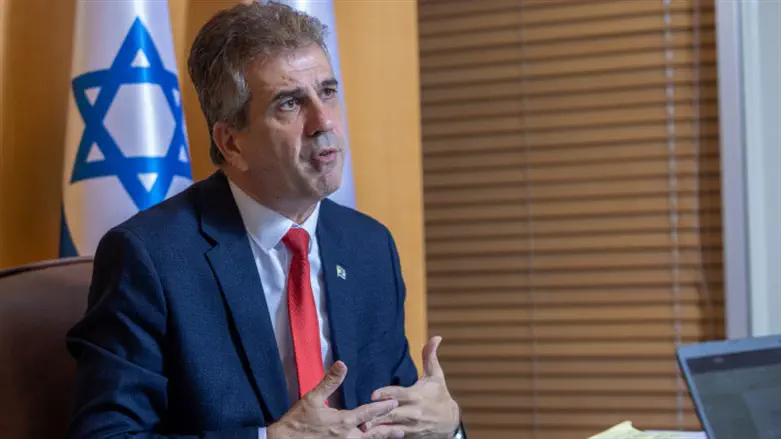 השר כהן הורה: לנתק את אונר"א ממים וחשמל