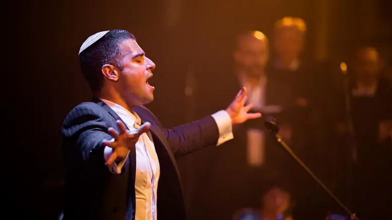 צילום: אלישע גדז' רפי ביטון מציג: בית אבי