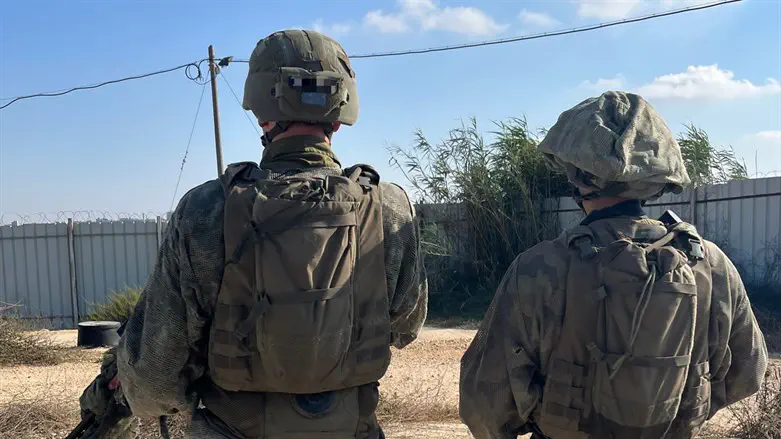 צה"ל ביצע ירי לעבר ארבעה רעולי פנים