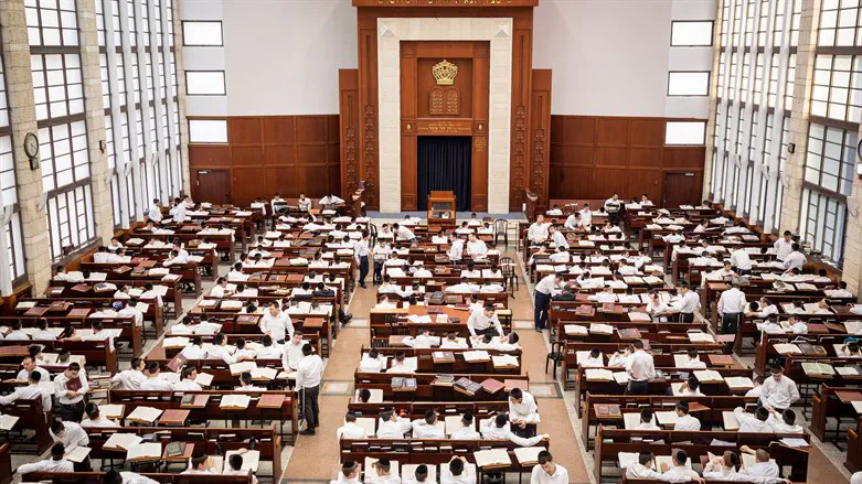 Top haredi yeshiva in shock