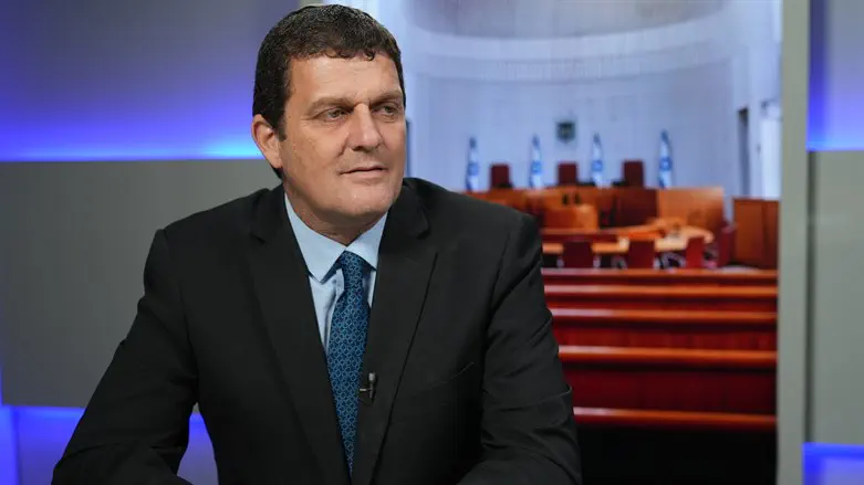 עמית הלוי זועם: