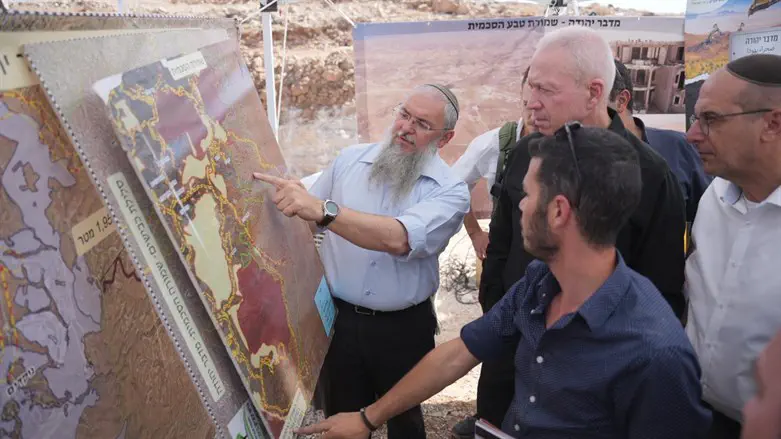 צילום: אריק מרמור, מועצת גוש עציון גלנט בעיר הפלסטינית: "מנוגדת לכל ההסכמים"