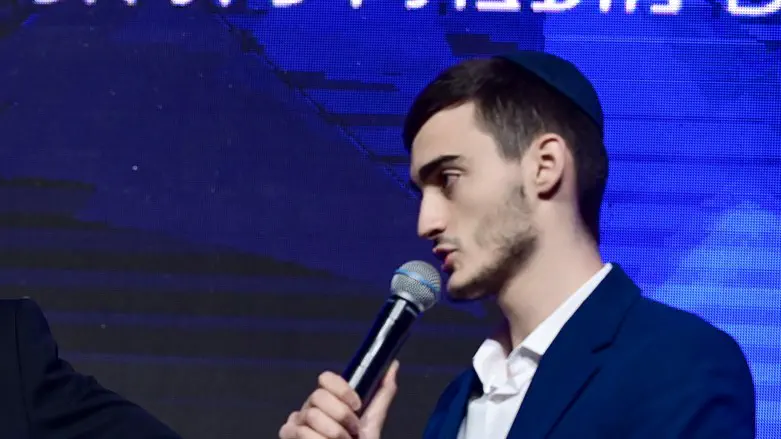 דוברה לשעבר של שרן השכל: מיכאל שמש שיקר