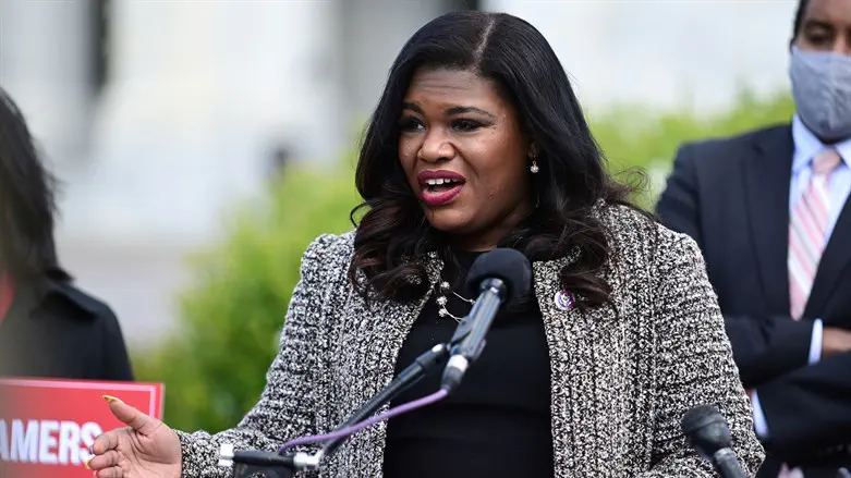 Squad member Cori Bush blames AIPAC for 2024 loss
