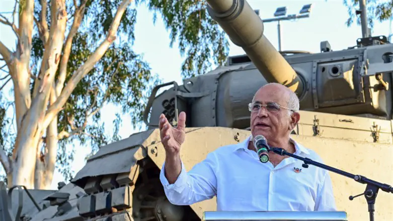 מלחמת בראשית - חזק יותר מכל שם אחר