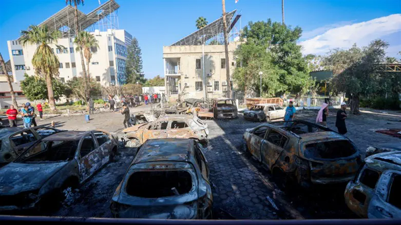 צילום: Atia Mohammed/Flash90 רקטת הג'יהאד לא פגעה באיזור בית החולים