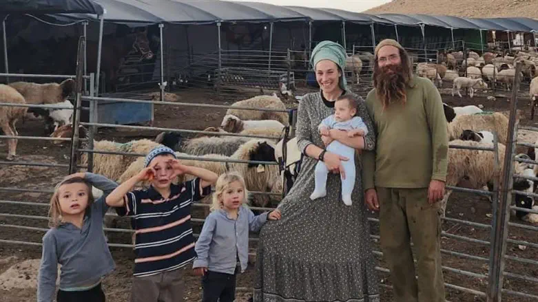 בעל החווה מבנימין מערער על צו ההרחקה נגדו