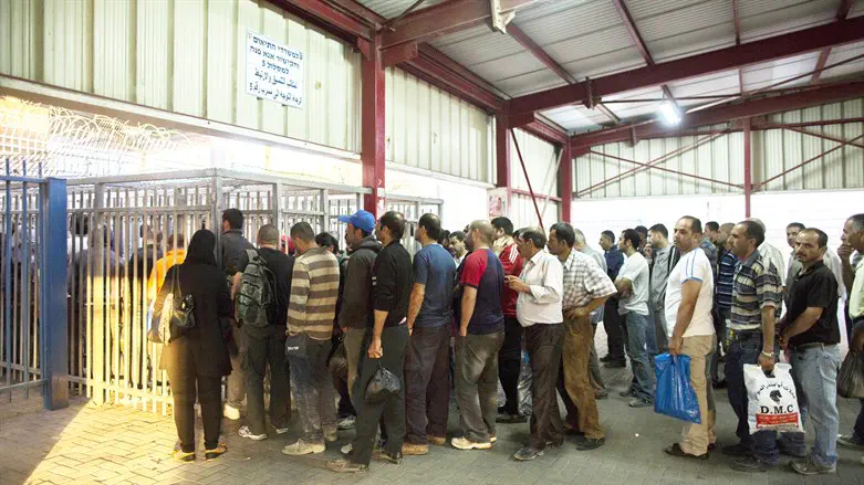 צילום: יונתן זינדל, פלאש 90 תושבי שילה התנגדו להעסקת פועלים פלסטינים