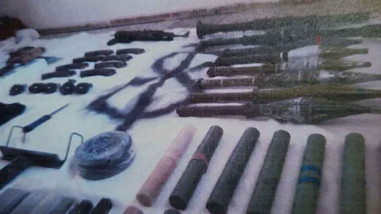 RPG, רקטות ורובים ברכב של חבר פרלמנט עזתי