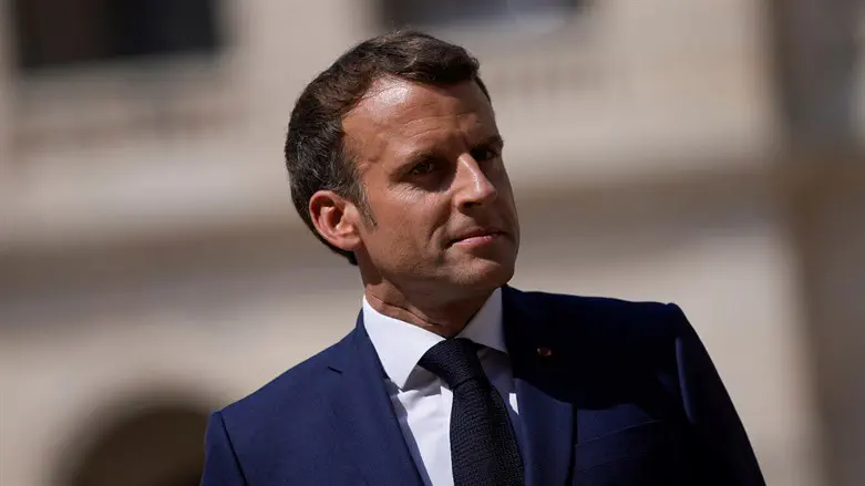 Ten convicted for spreading claims about Brigitte Macron's gender