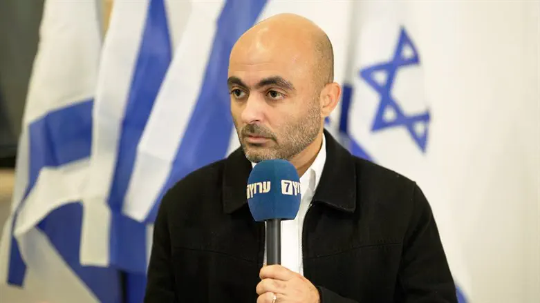 צילום: יוסף מזרחי/ערוץ 7 טורנדו לא מתקפלת: יוסיאן נשאר