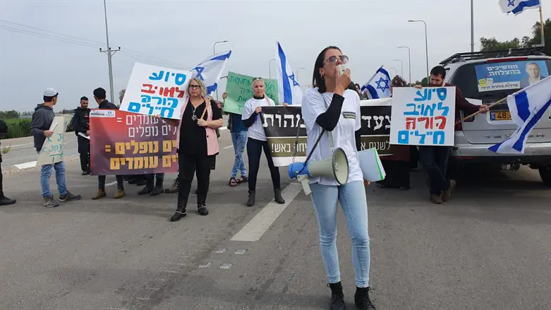 מובילת המאבק נגד הכנסת הסיוע נעצרה