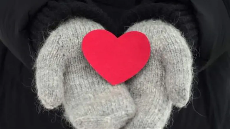 כשבחוץ קר – אנחנו מחממים את הלב