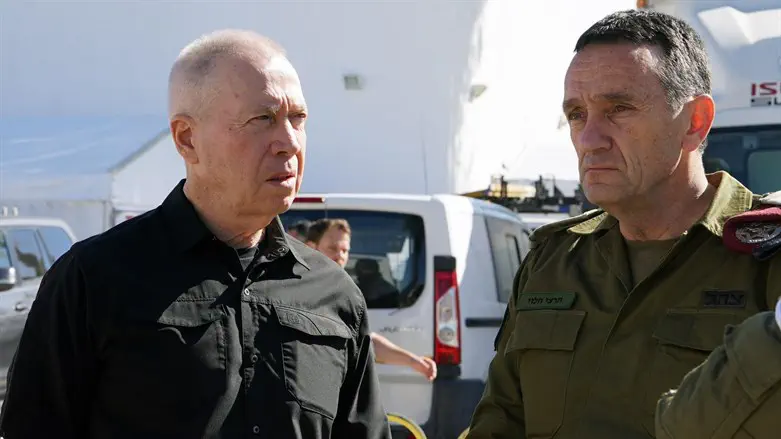 ביקורת על שתיקת הרמטכ"ל וגלנט: "חרפה"