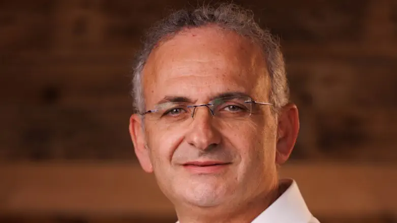 משחרור החטופים ועד פירוק איראן