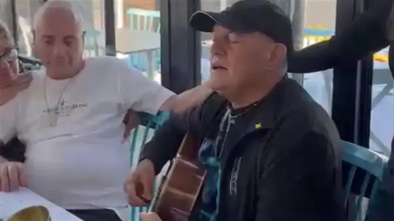 Hadar Tzinder Singer Shlomi Shabat performs for released hostage