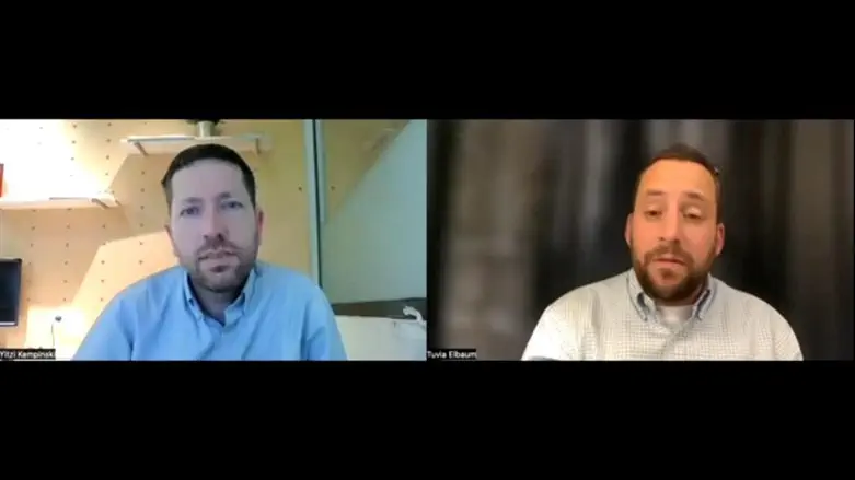 Moshe's mask - what's the story??