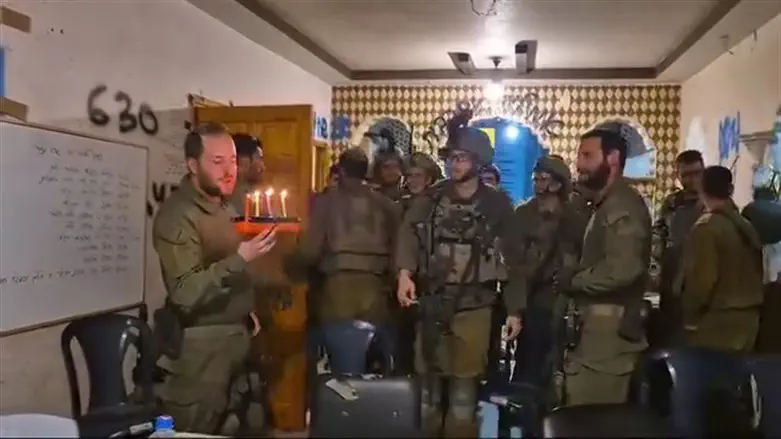 צילום: באדיבות המצלם יום הולדת בעזה והרב שלקח חלק בהקמת טיילת