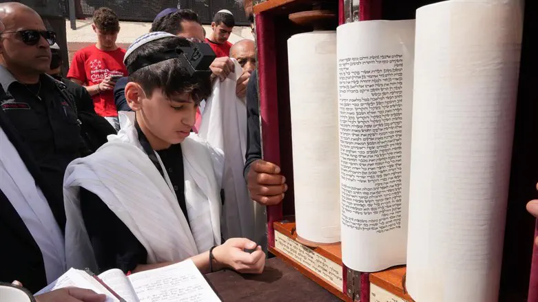A special Bar Mitzvah for Koren Tasa